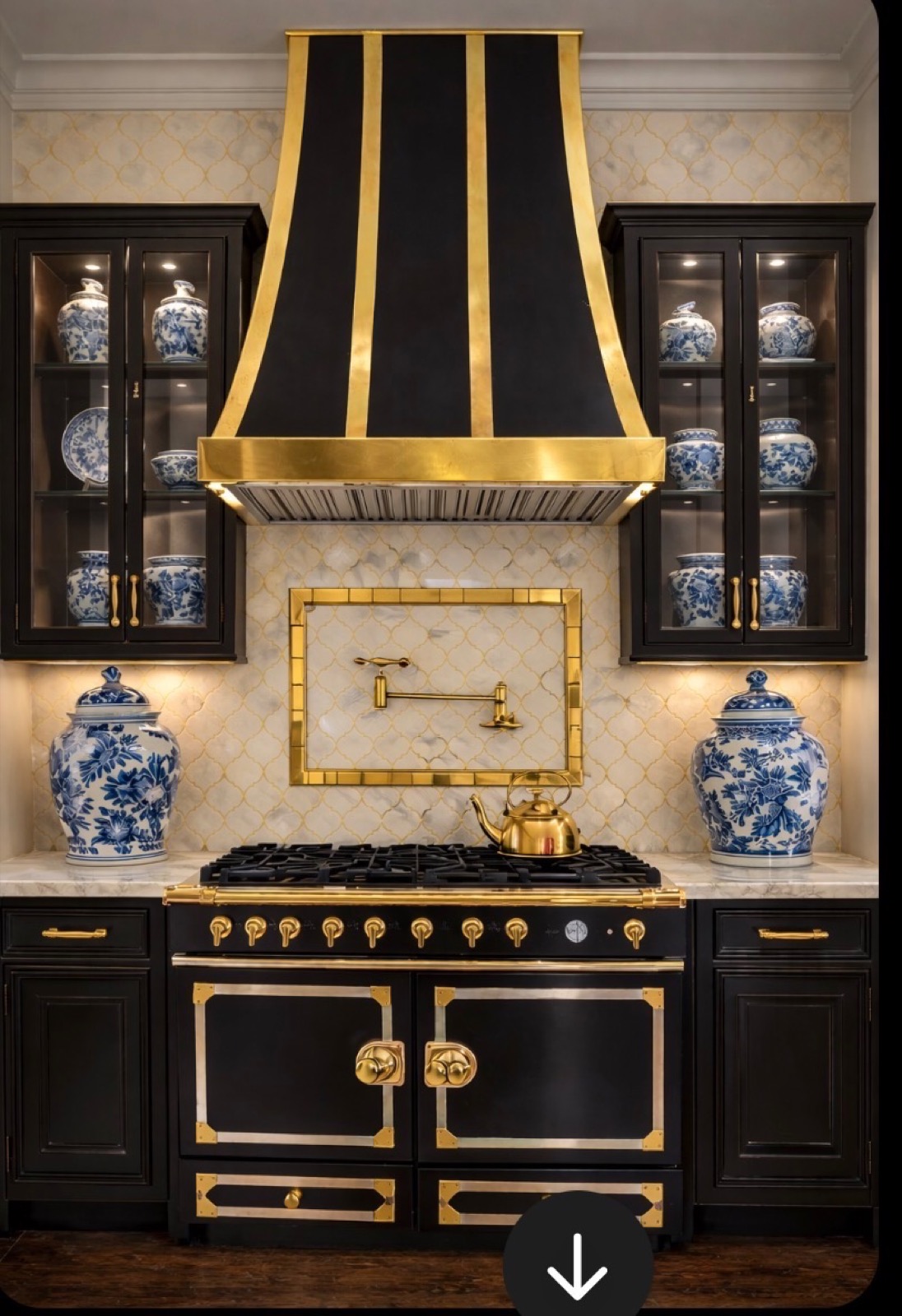 Custom kitchen with La Cornue range